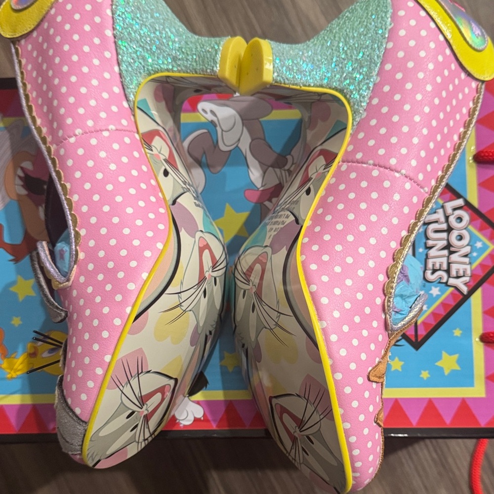 BNWT Irregular Choice x Looney Tunes Bunny Love Heels EU40 US9 - Picture 9 of 17